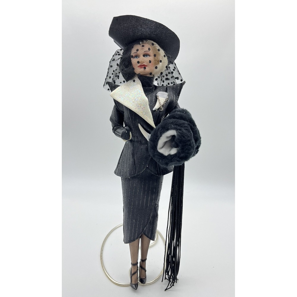 Vintage 1966 Mattel Disney Cruella De Vil Doll 11.5" Tall